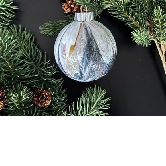 Handmade Acrylic Pour‎ Christmas Ornament Unique Swirl Design Festive Holiday - Picture 5 of 5